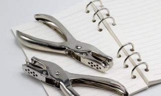 纸张打孔机 纸张打孔机