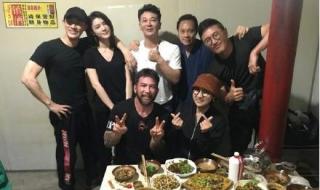 林峯厕所求婚张馨月 林峯厕所求婚张馨月