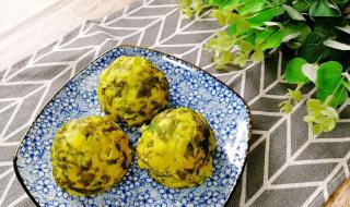 手里捧着窝窝头 手里捧着窝窝头